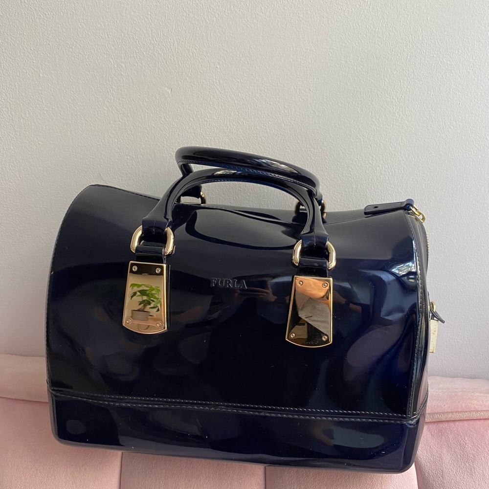 Furla Candy Bag in dark purple!